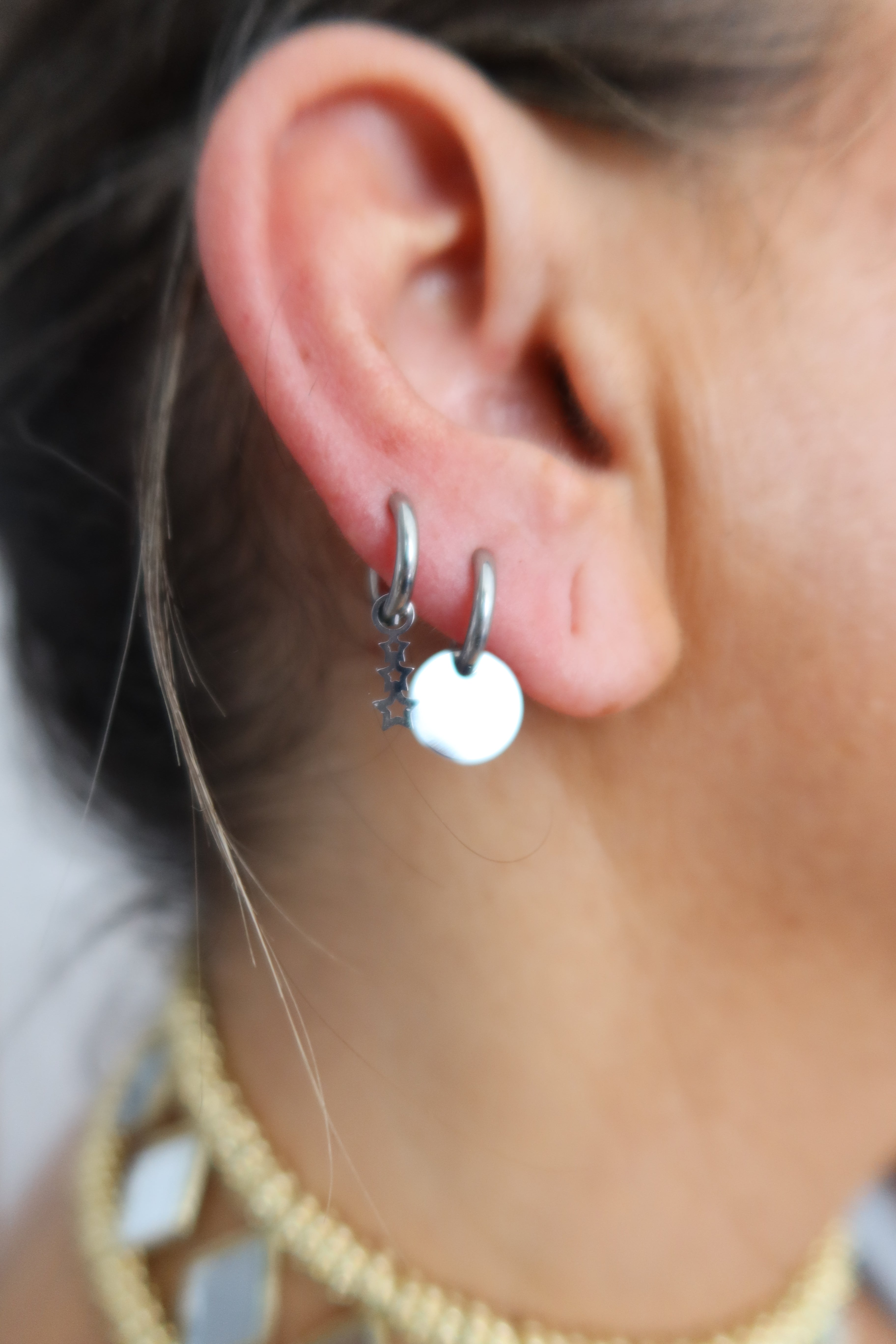 Pendiente Mini Circulo Plateado
