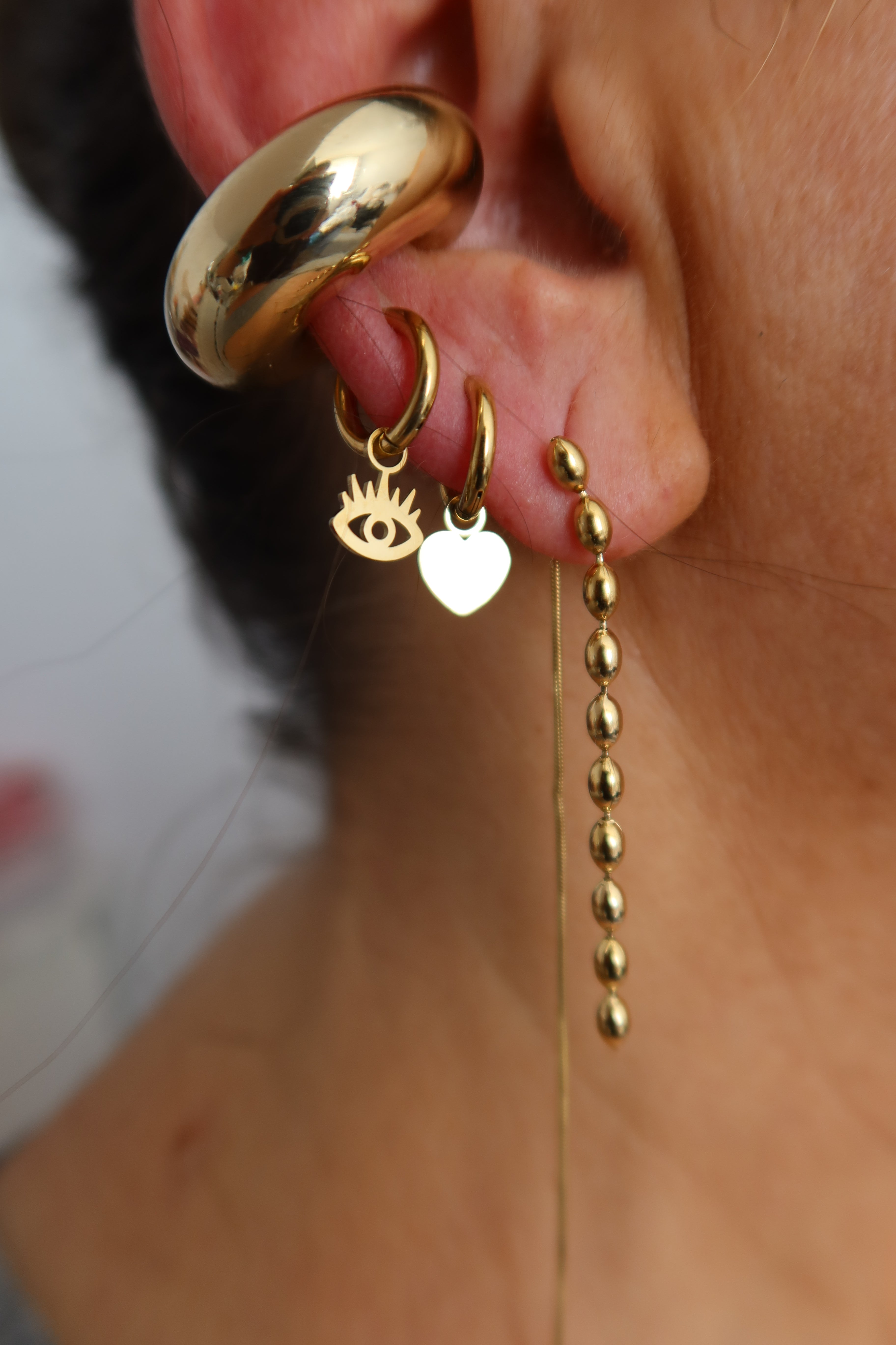 Pendiente Mini Ojo Dorado
