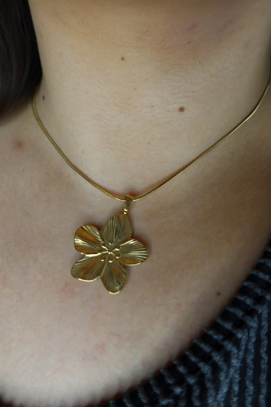 Collar Fyla Dorado
