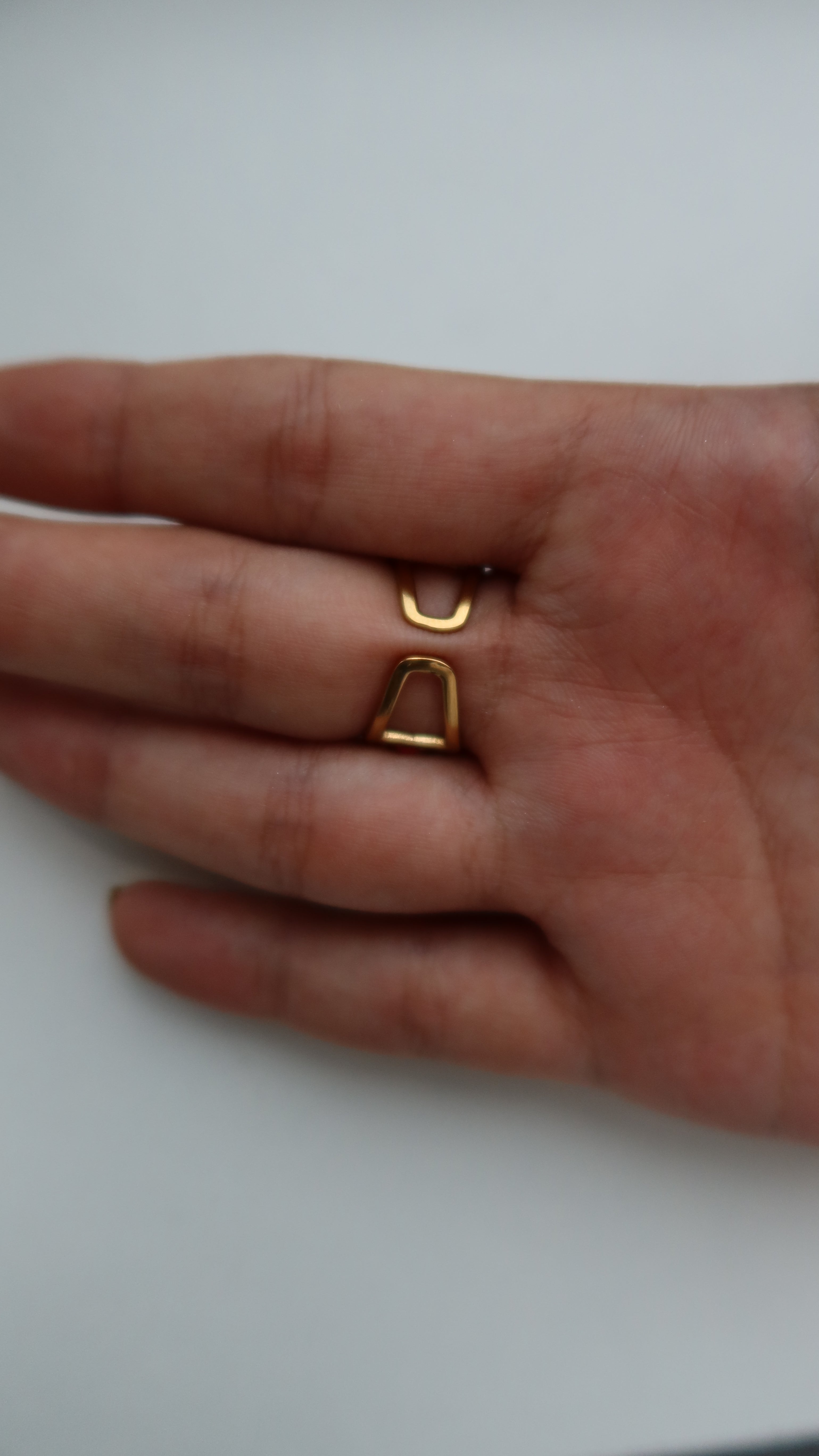 Anillo Zelia