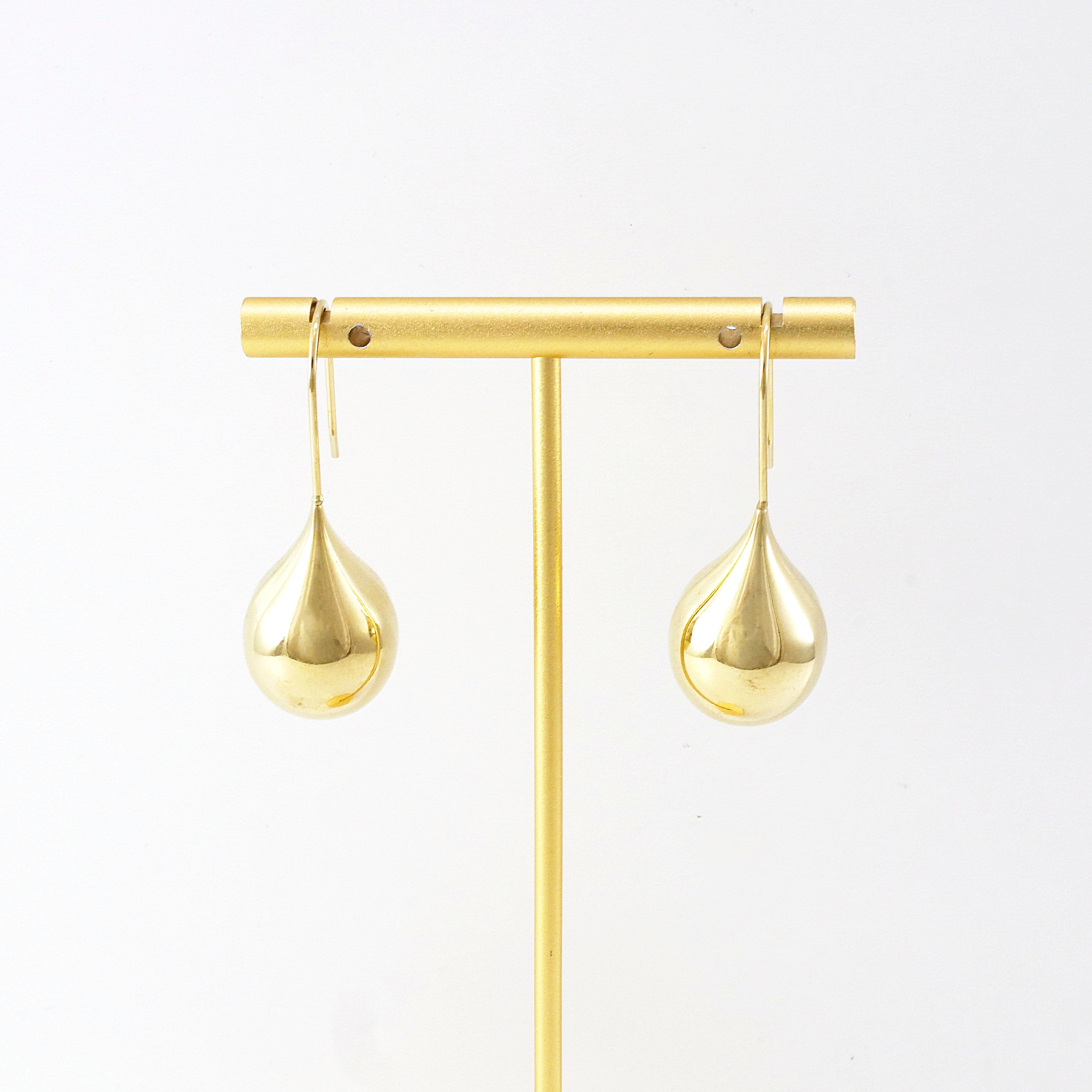 Pendientes Nira Dorado