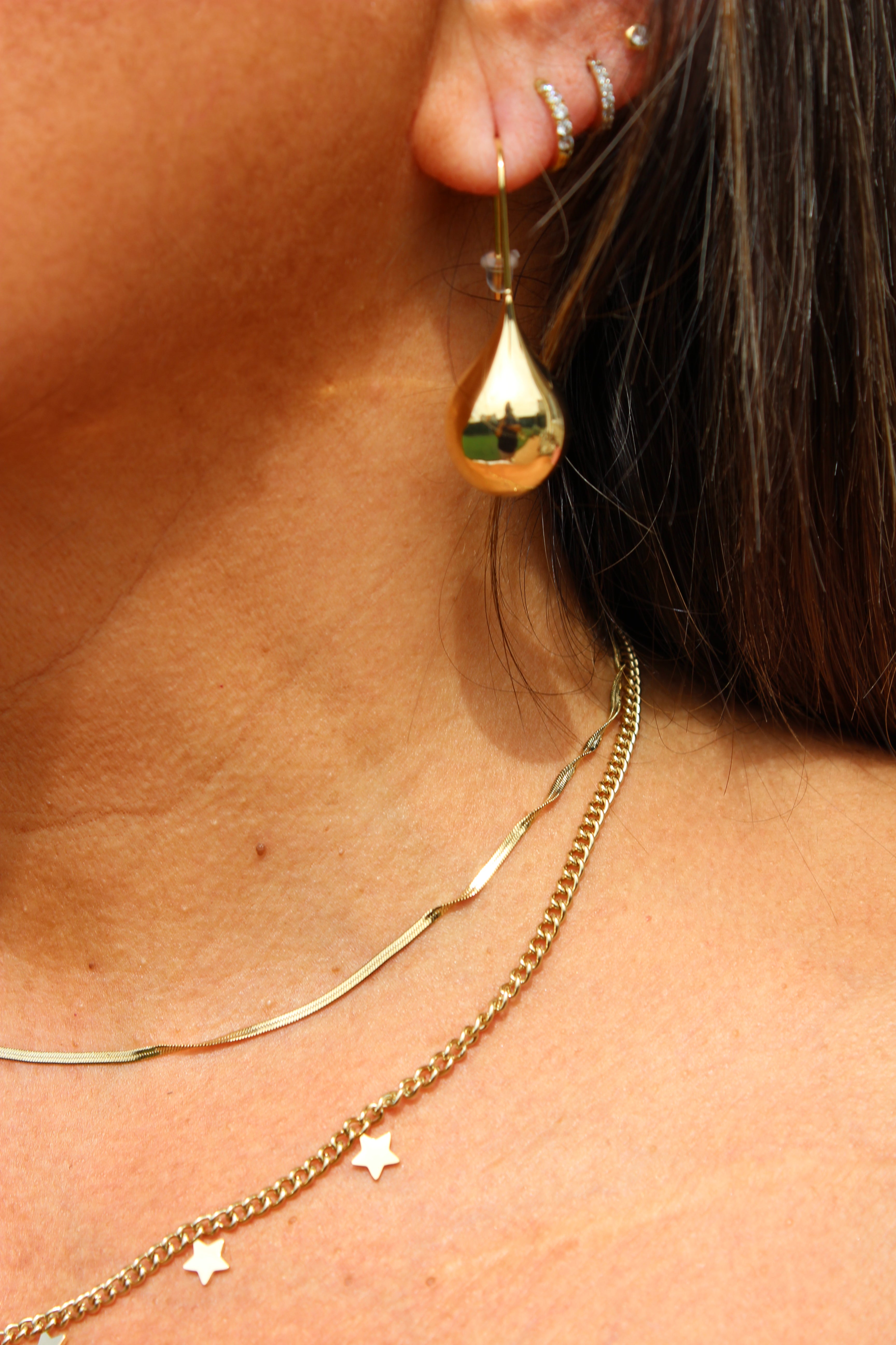 Pendientes Nira Dorado