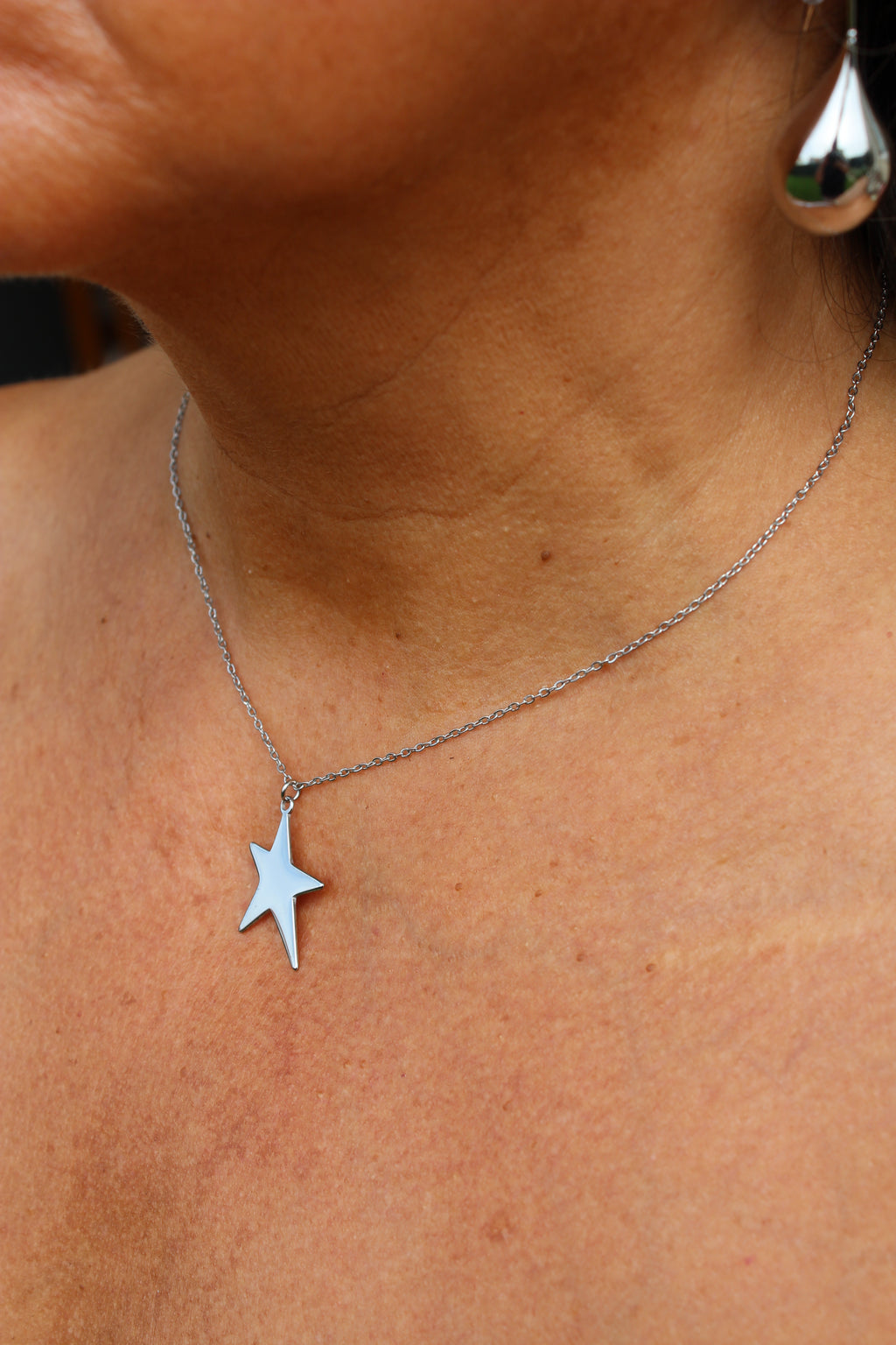 Collar Lua Plateado